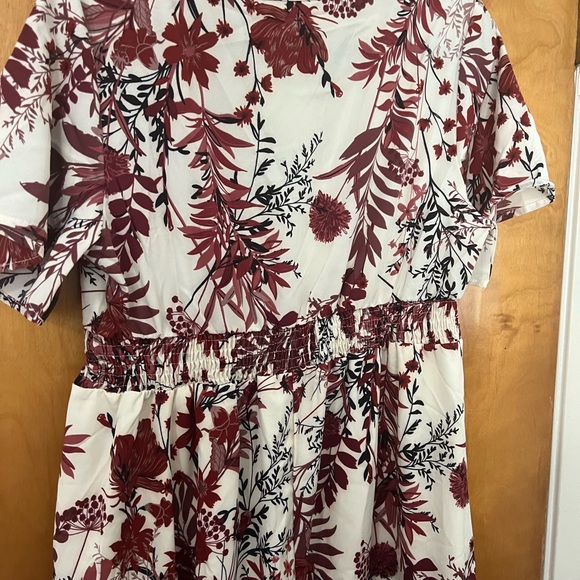 Rust ,cream, and black tropical floral dress. - Picture 6 of 8